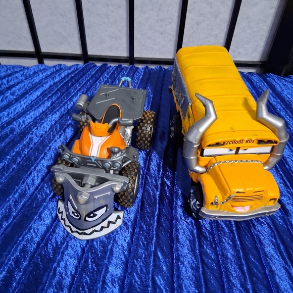 Pixar Car, Miss Fritt.Deluxe Die-Cast Car and Fortnite 4 Wheeler Quadcrasher - Picture 12 of 16